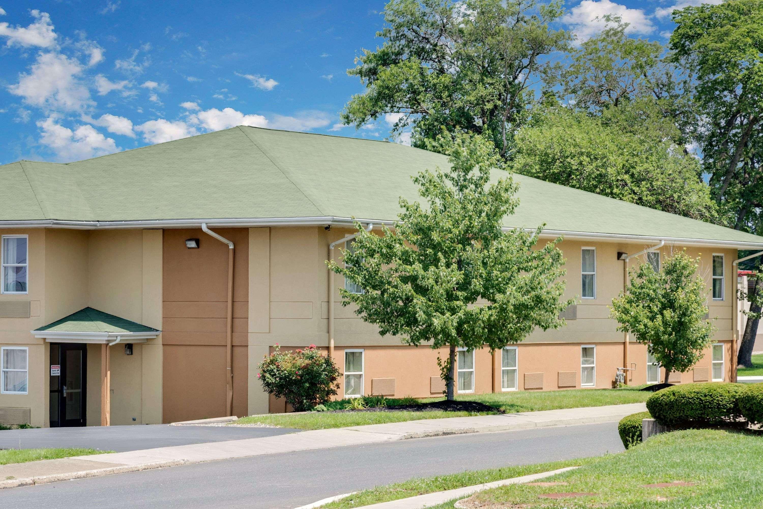 Super 8 By Wyndham Allentown Zewnętrze zdjęcie