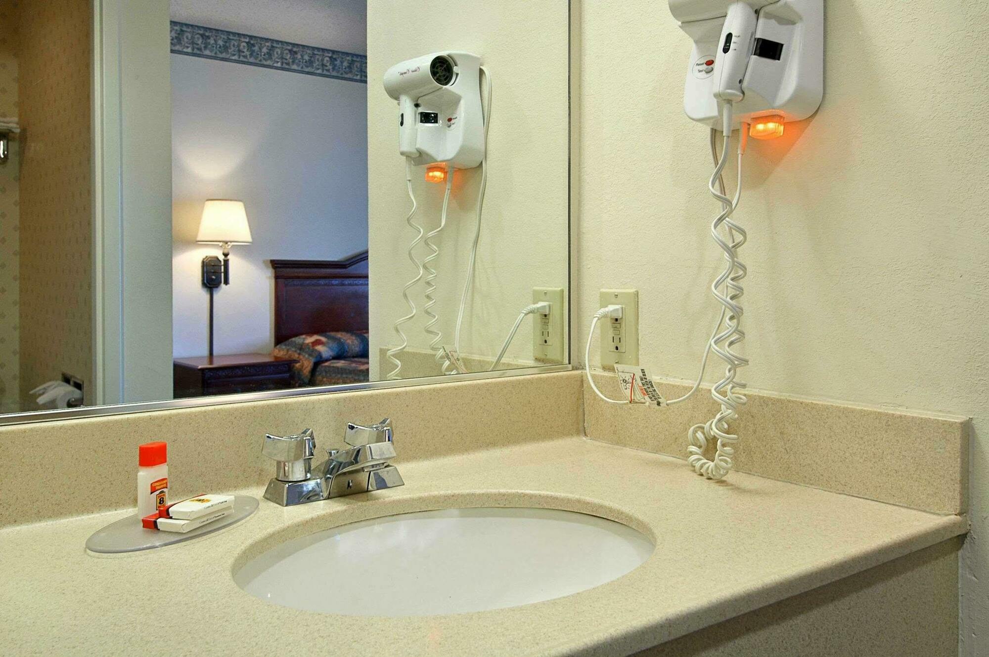 Super 8 By Wyndham Allentown Pokój zdjęcie